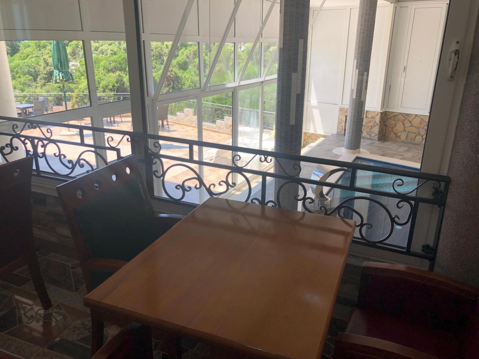 Novalic Hotel Добра вода Екстериор снимка